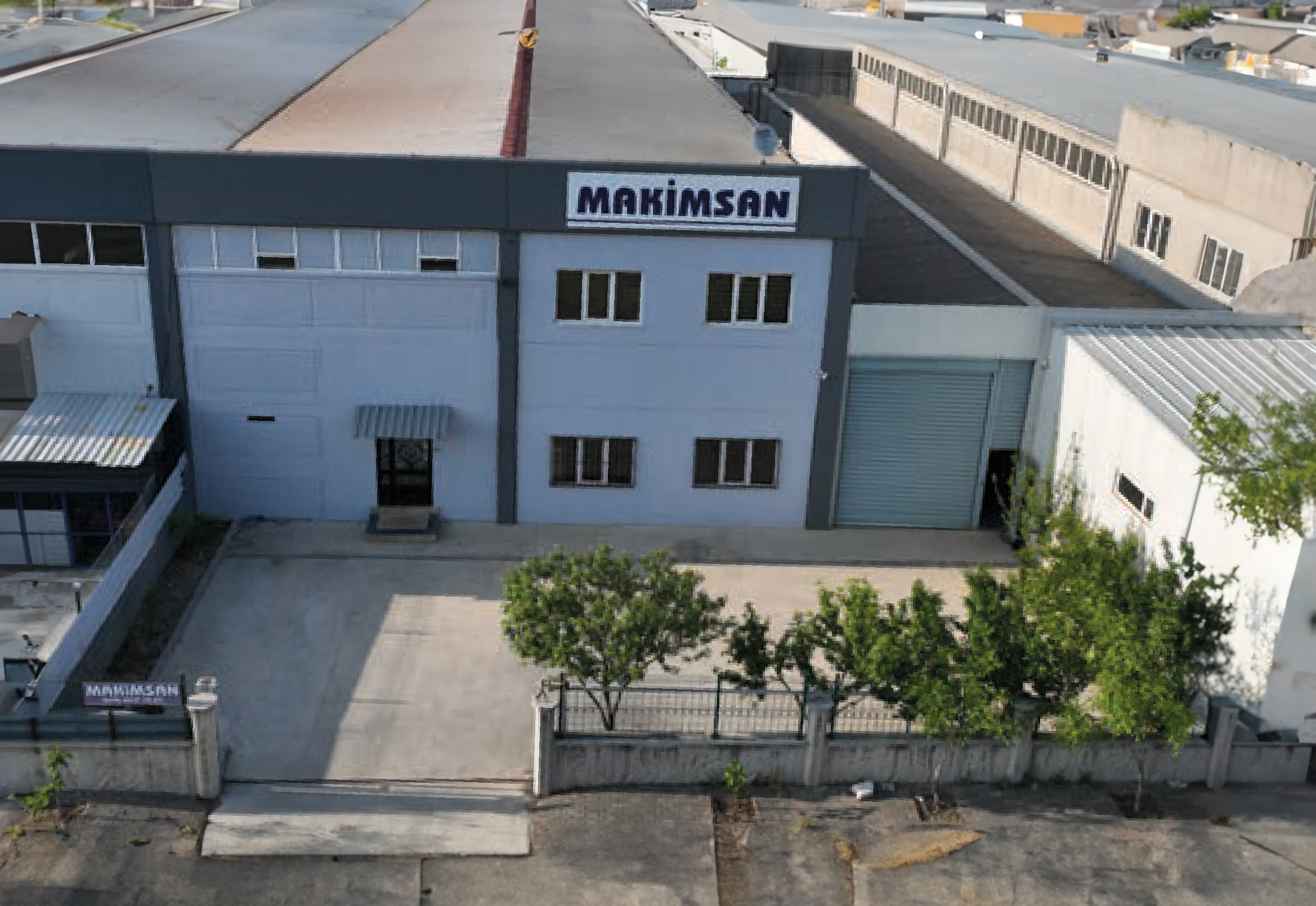 Makimsan About Photo